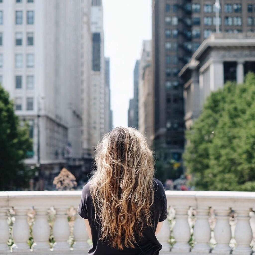 Mindfulness at work can include a short break outside at lunchtime.